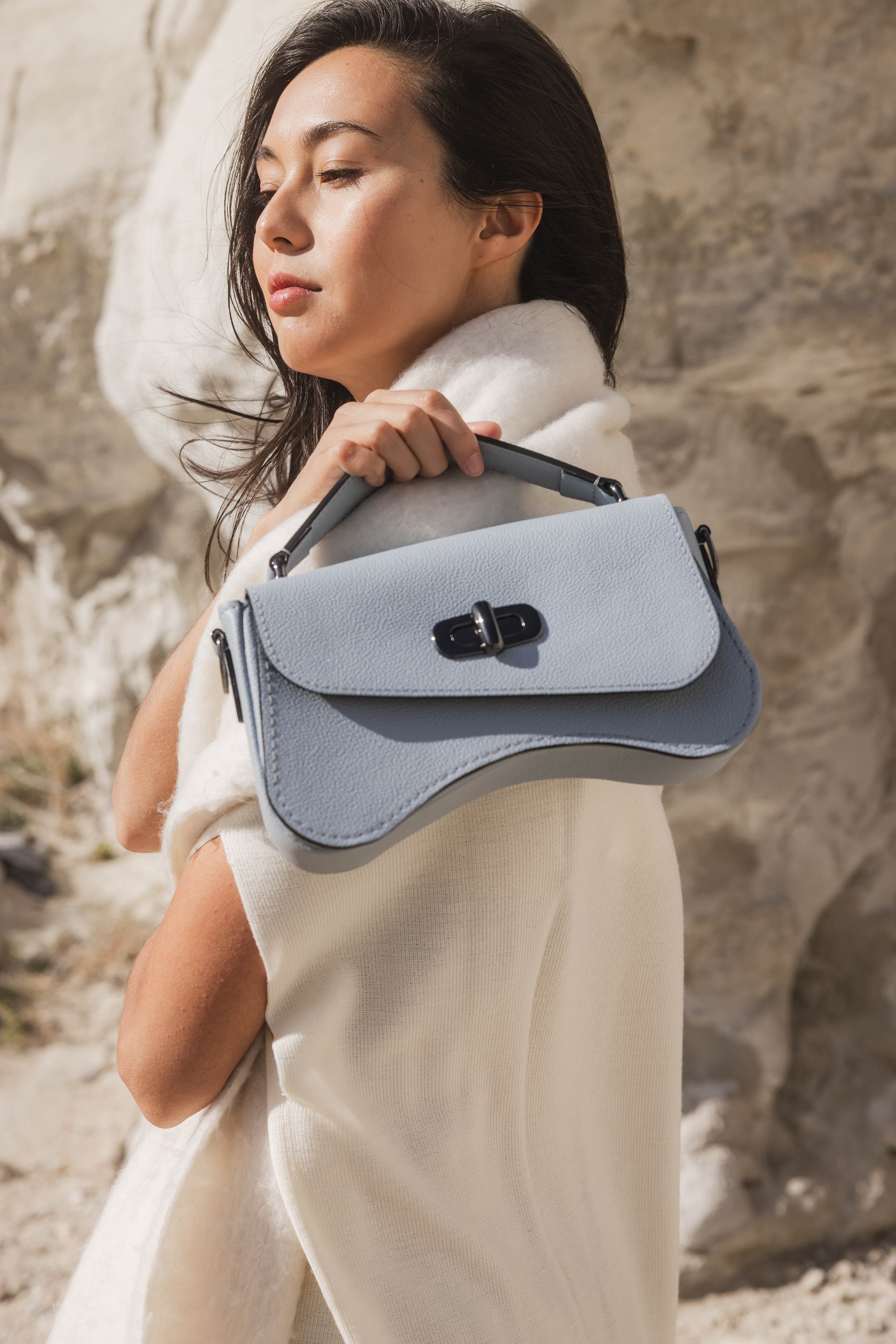 sac baguette cuir bleu ciel