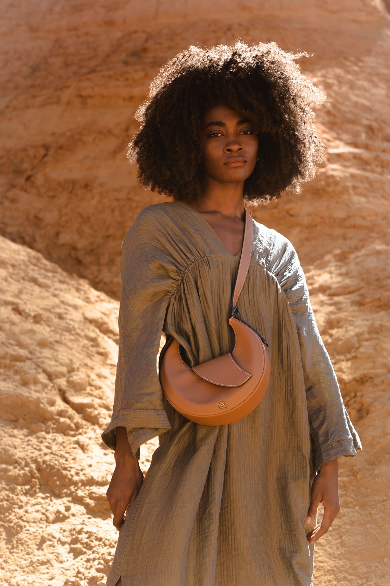 Mini sac hobo femme cuir camel - Mini Nouvelle lune  - Camel grainé