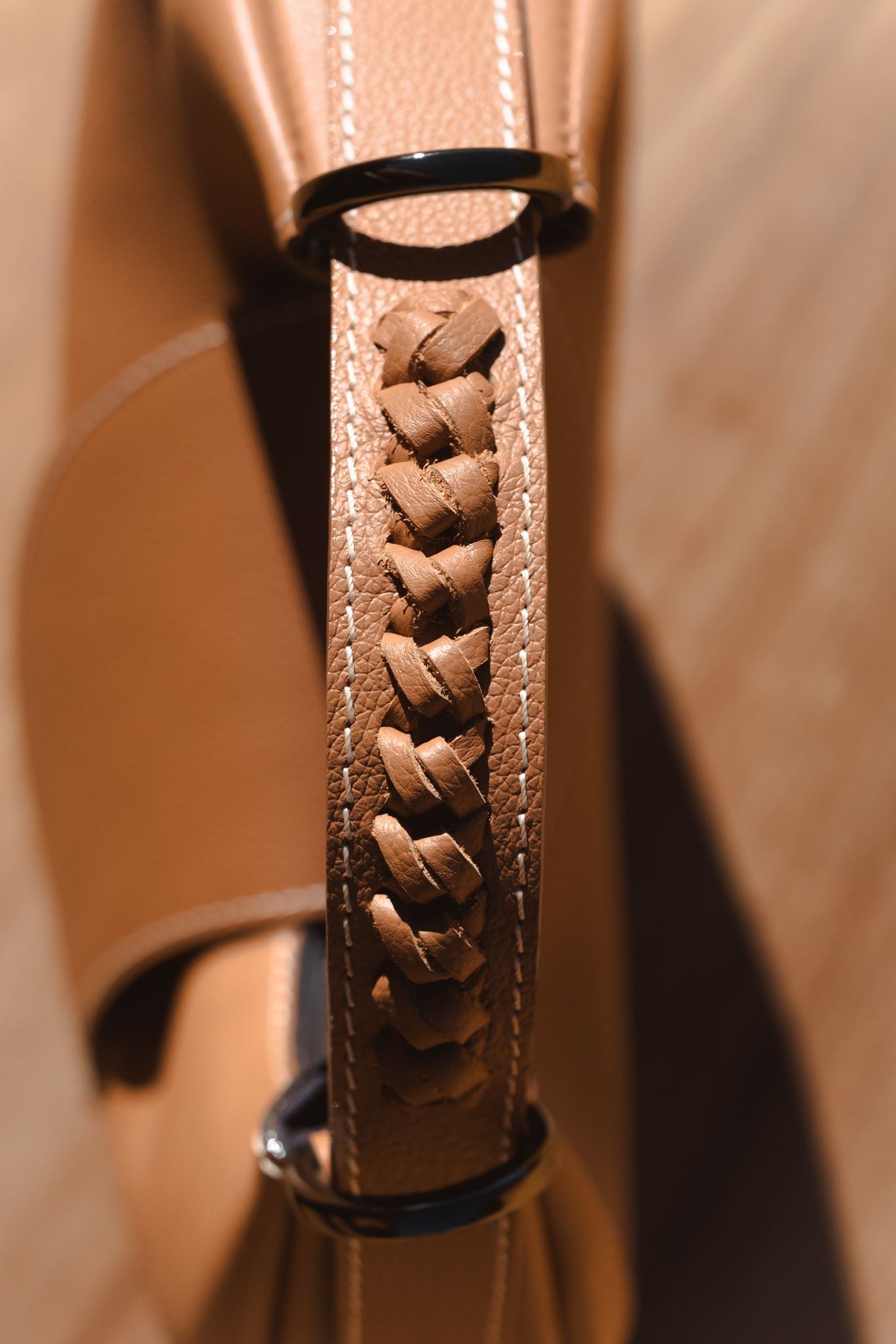 Nouvelle lune - camel grainé